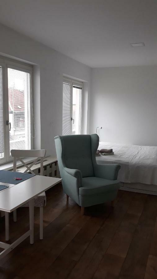 Cool Studio Apartamento Praga Exterior foto